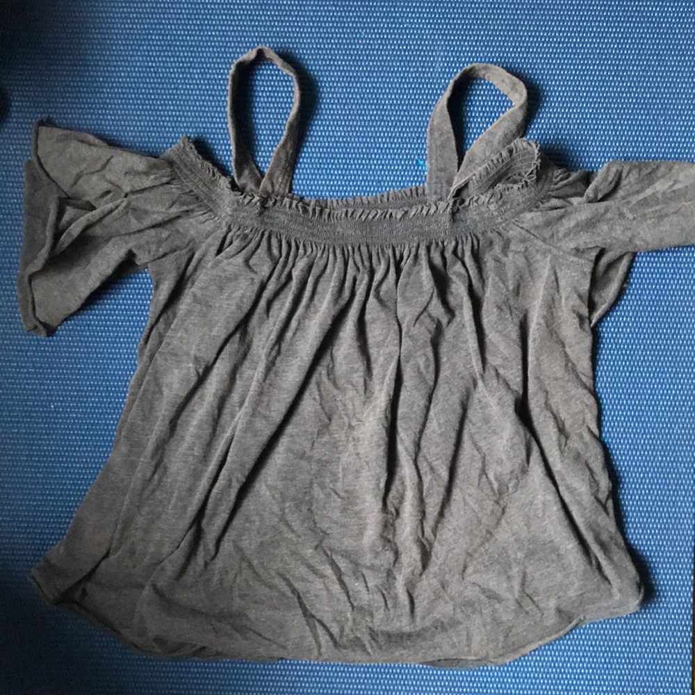 gray cold shoulder top